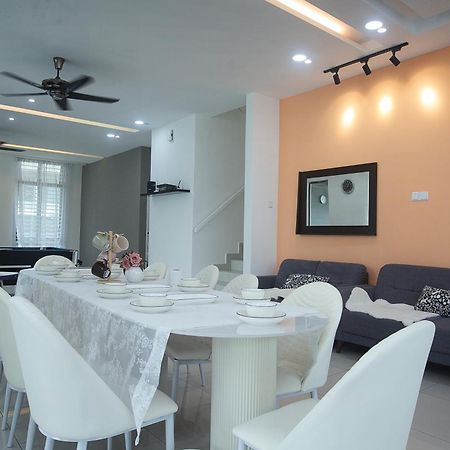 Countryside Villa Johor Bahru Ngoại thất bức ảnh